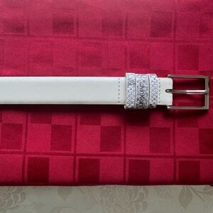 NWOT Calvin Klein White Belt - Size M